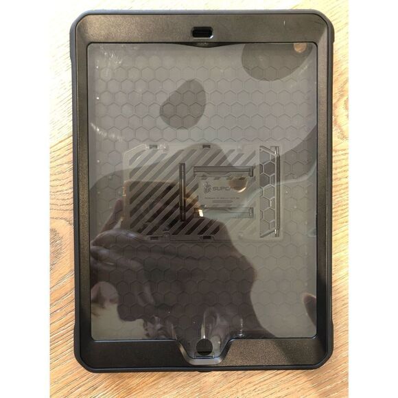 Supcase Unicorn Beetle Heavy Duty Case for iPad 9.75”x7” - Picture 6 of 6